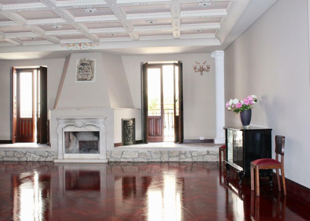 Nettuno Suite Syracuse Exterior photo
